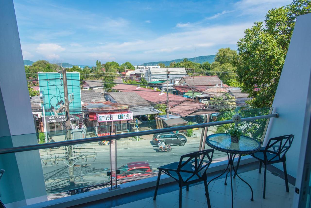 Jula Place Hotel Chalong Exterior photo